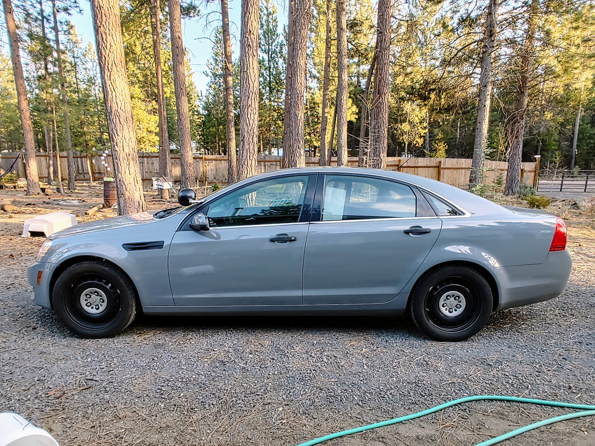 2014 Caprice PPV 6.0L V8. 1 owner 77k miles brand new paint